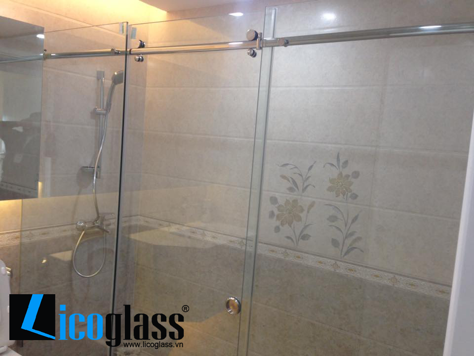 Tạo không gian ấm áp hơn với vách tắm kính Tạo không gian ấm áp hơn với vách tắm kính